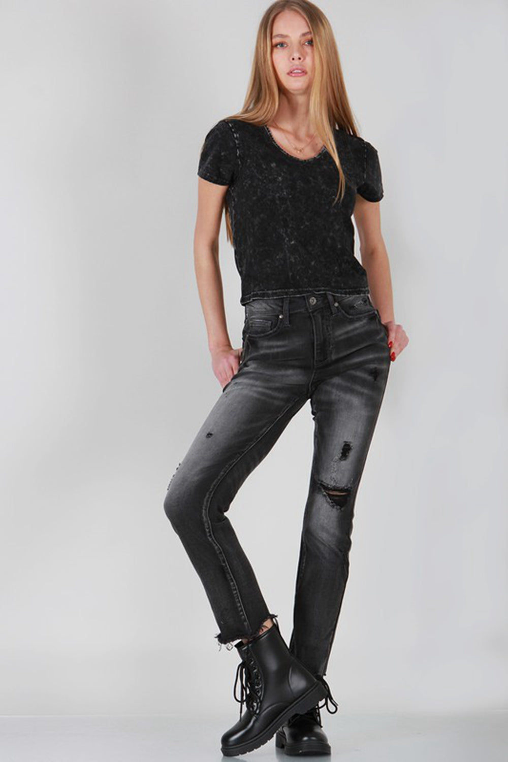 High Rise Destructed Jeans