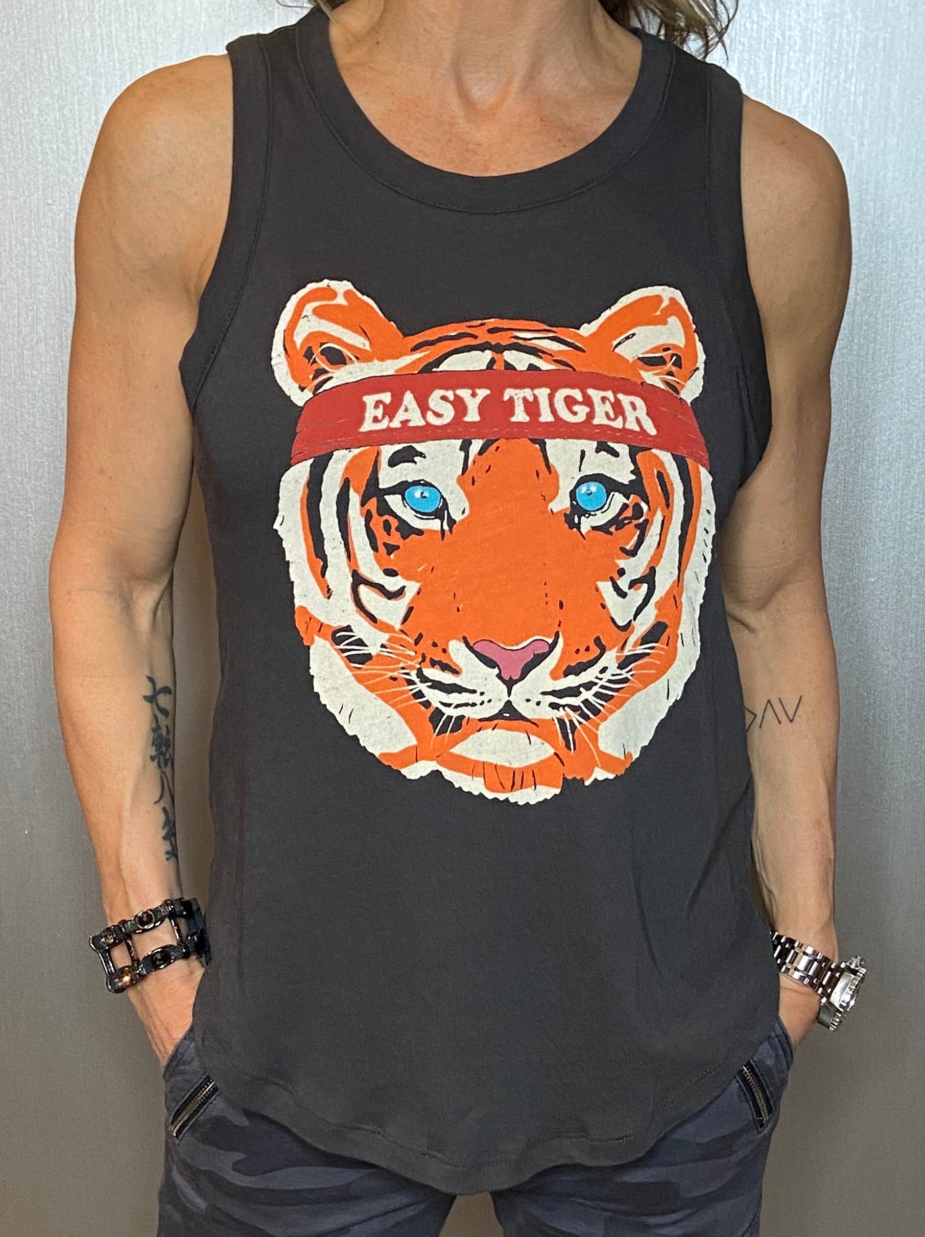 Easy tiger graphic tank