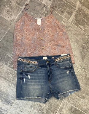 Button up printed tank