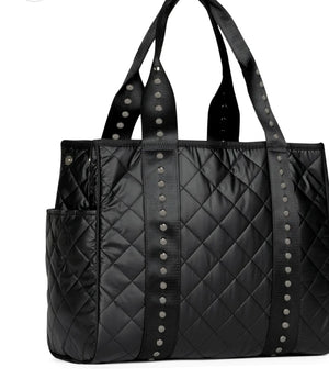 Jamie quilted tote